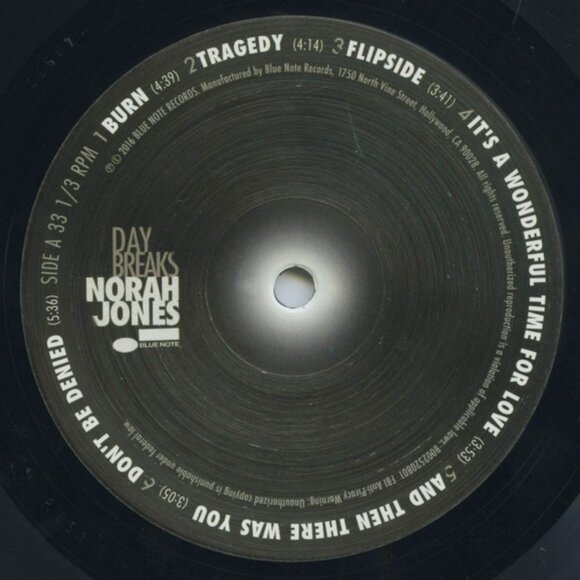 norah jones day breaks NEW 2016 jazz lp - contemporary rock r&b pop piano burn - Picture 2 of 5